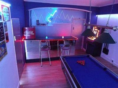 фото отеля The Pool Bed & Breakfast