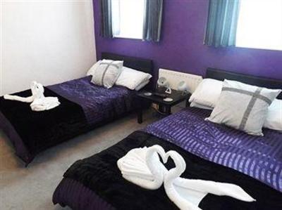 фото отеля The Pool Bed & Breakfast