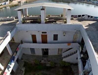 фото отеля Hotel Lake View Pushkar