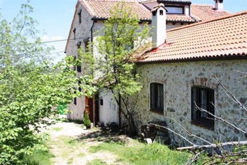 фото отеля Alojamiento Santiuste