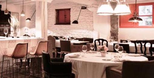 фото отеля Iraragorri Hotel