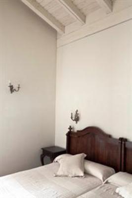 фото отеля Iraragorri Hotel