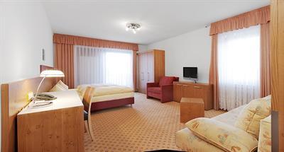 фото отеля Hotel Restaurant Bierhausle Freiburg im Breisgau
