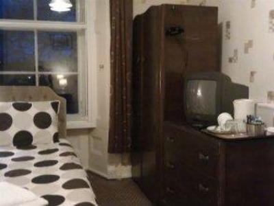 фото отеля Portobello Guest House