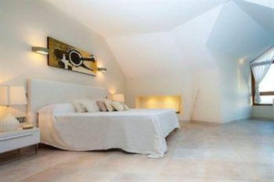 фото отеля Apartamentos Reserva del Higuerón Deluxe & Spa