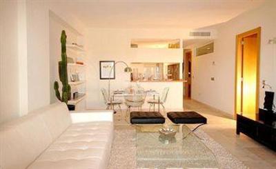 фото отеля Apartamentos Reserva del Higuerón Deluxe & Spa
