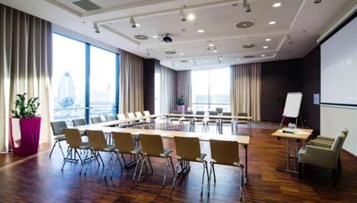 фото отеля Hotel Rzeszów