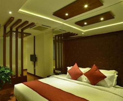 фото отеля Hotel Marina Residency