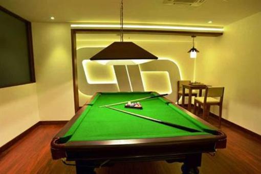 фото отеля Hotel Marina Residency