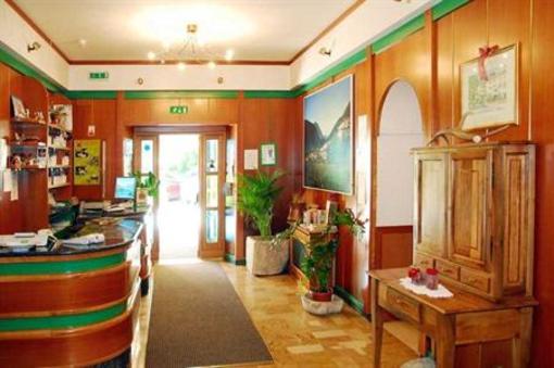 фото отеля Hotel degli Olmi