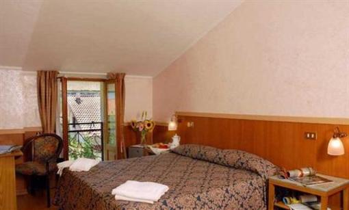 фото отеля Hotel degli Olmi