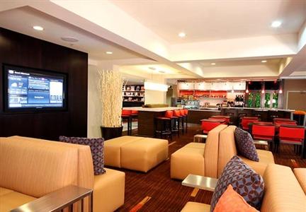 фото отеля Courtyard by Marriott Chicago Bloomingdale