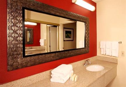 фото отеля Courtyard by Marriott Chicago Bloomingdale