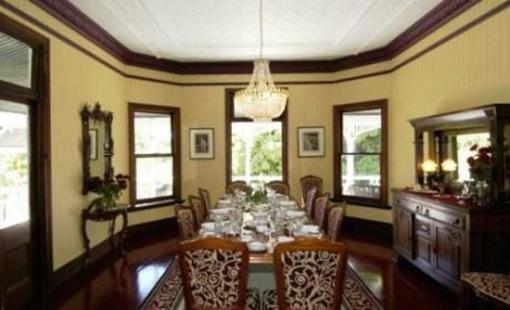 фото отеля Wiss House Bed & Breakfast Kalbar
