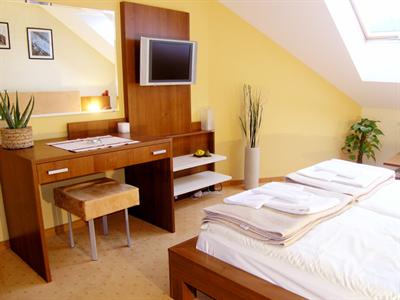 фото отеля Hotel Mlynky