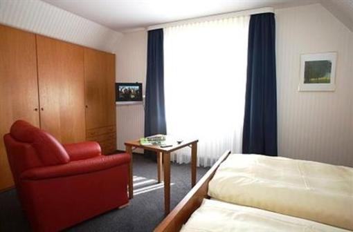 фото отеля Hotel Wacholderheide