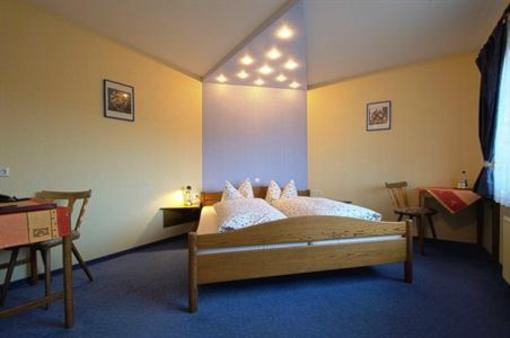 фото отеля Hotel Gasthof Rössle Westerheim