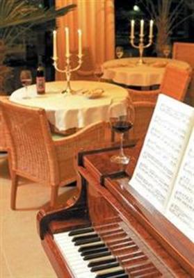 фото отеля Travel Charme OstseeHotel Kuhlungsborn