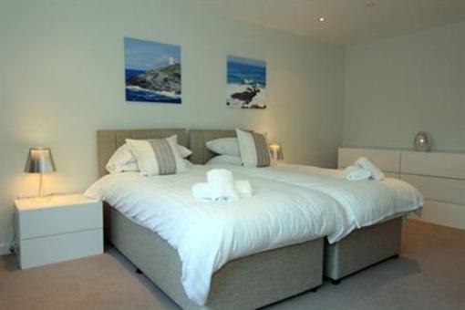 фото отеля Pearl Apartments Newquay