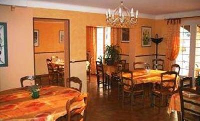 фото отеля Hotel Ecusson Saint-Hilaire-de-Brethmas