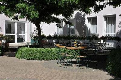 фото отеля Hotel und Restaurant Waldschloesschen Klieken