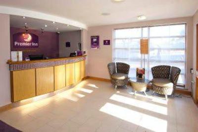 фото отеля Premier Inn Christchurch Highcliffe
