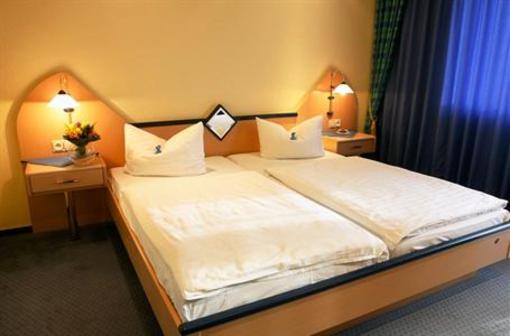 фото отеля Hotel Waldhaus Eifel