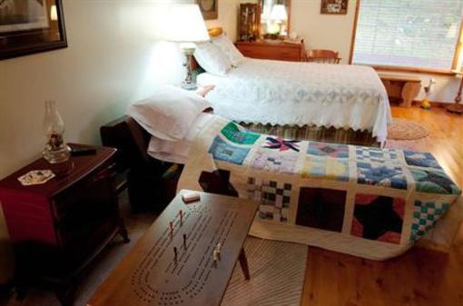фото отеля A+ Guesthouse on Bayview