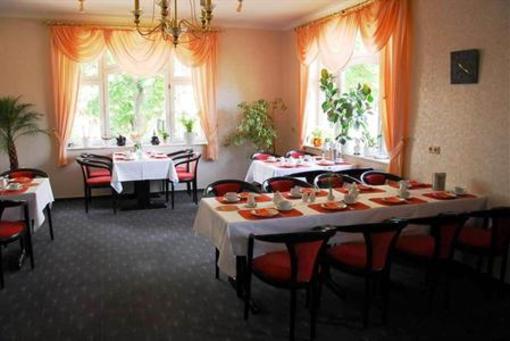 фото отеля Stadt Hotel