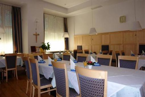 фото отеля Hotel Kolping Merano