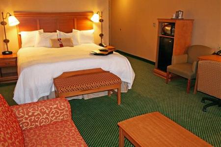 фото отеля Hampton Inn Hays-North of I-70