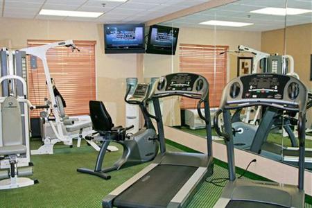 фото отеля Hampton Inn Hays-North of I-70