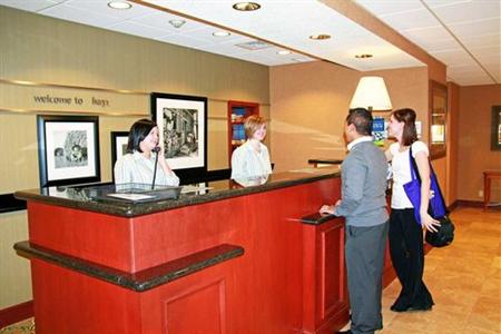 фото отеля Hampton Inn Hays-North of I-70