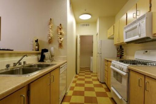 фото отеля Eaglewood Apartments