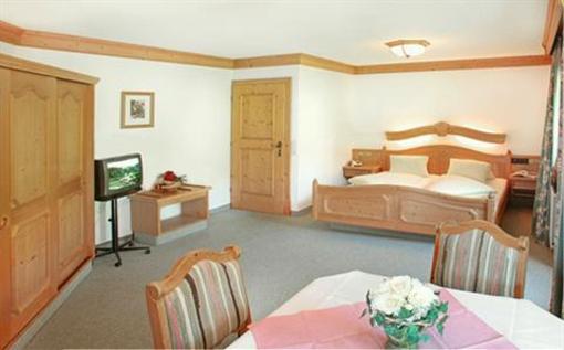 фото отеля Landhotel Alpenhof