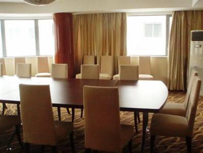фото отеля Jiuzhou Hotel