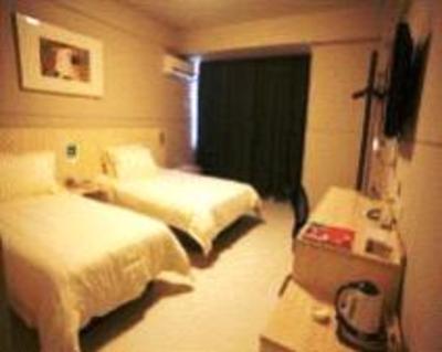 фото отеля Jinjiang Inn Ruhao Zhongshan Road