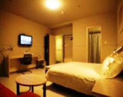 фото отеля Jinjiang Inn Ruhao Zhongshan Road
