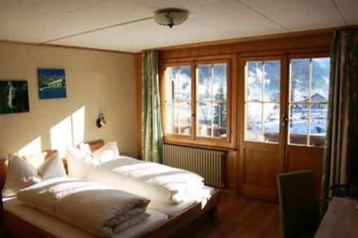 фото отеля Hotel Waldrand