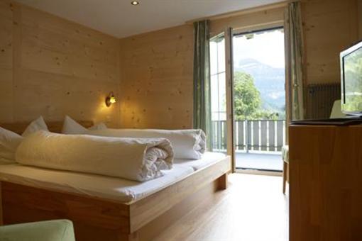 фото отеля Hotel Waldrand