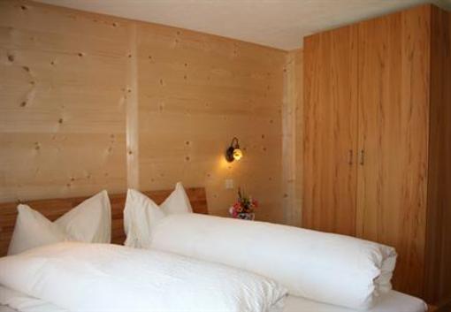 фото отеля Hotel Waldrand