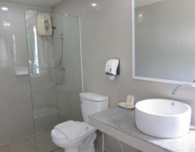 фото отеля Golden House Service Apartment