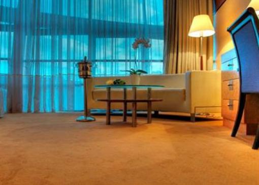 фото отеля Olympic Hotel Wronki
