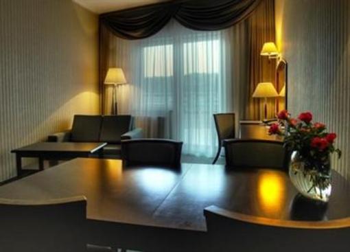 фото отеля Olympic Hotel Wronki