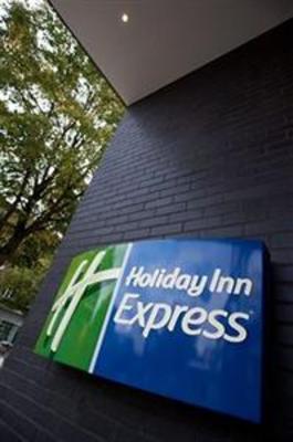 фото отеля Holiday Inn Express Frankfurt City Hauptbahnhof