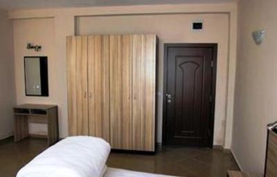 фото отеля Varly Briag Hostel Burgas