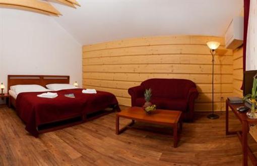 фото отеля Green Inn Hotel