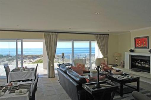 фото отеля Oystercatcher Lodge