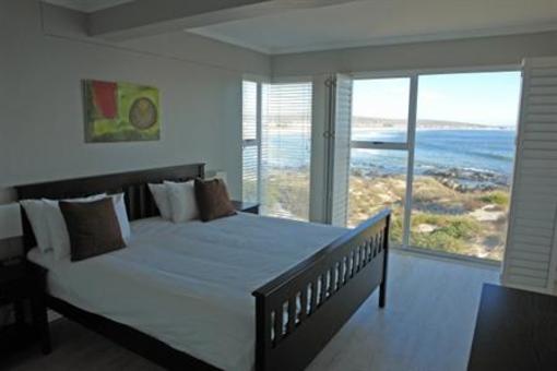 фото отеля Oystercatcher Lodge
