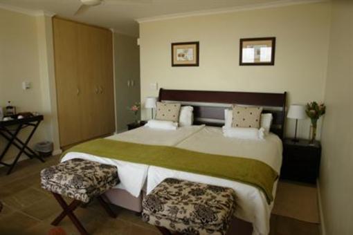 фото отеля Oystercatcher Lodge